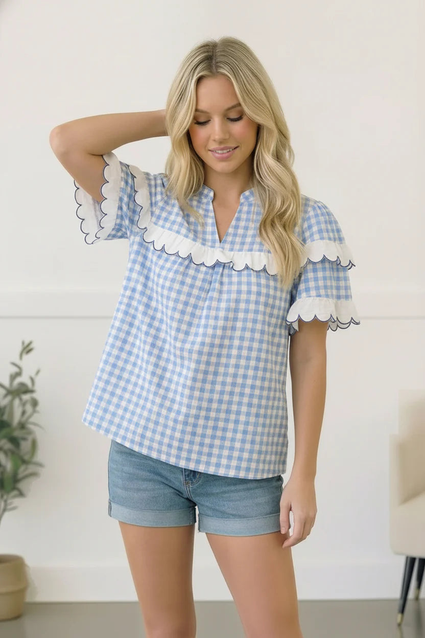 SHORT SLEEVE SCALLOPED GINGHAM BLOUSE